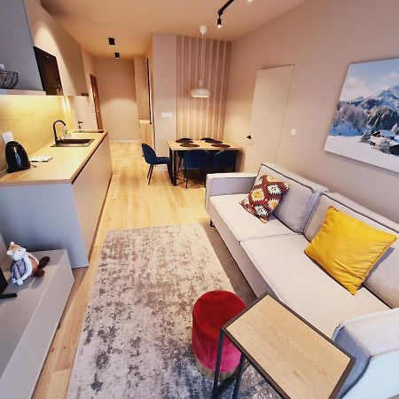 Apartament D2 Karpatia - 5D Apartamenty คาร์ปัตซ์ ภายนอก รูปภาพ