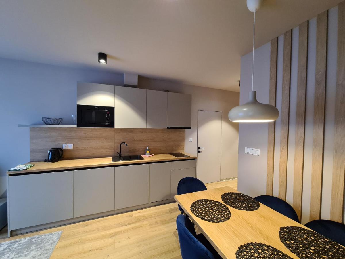 Apartament D2 Karpatia - 5D Apartamenty คาร์ปัตซ์ ภายนอก รูปภาพ