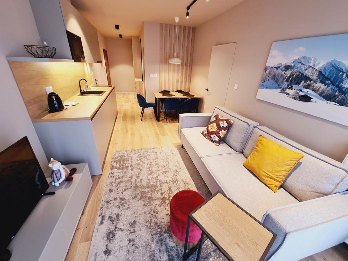 Apartament D2 Karpatia - 5D Apartamenty คาร์ปัตซ์ ภายนอก รูปภาพ