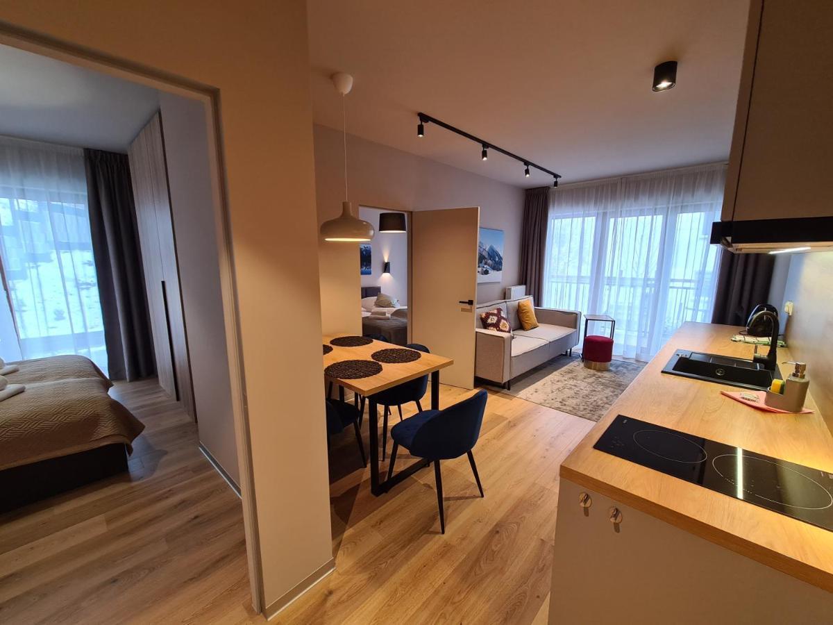Apartament D2 Karpatia - 5D Apartamenty คาร์ปัตซ์ ภายนอก รูปภาพ